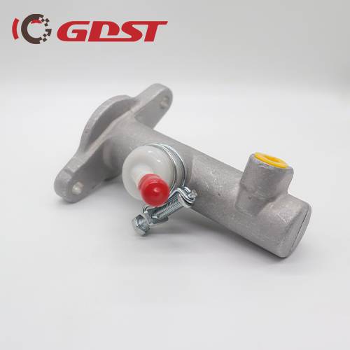 Clutch Master Cylinder for ISUZU NKR NPR NQR 8-97210-747-0 8