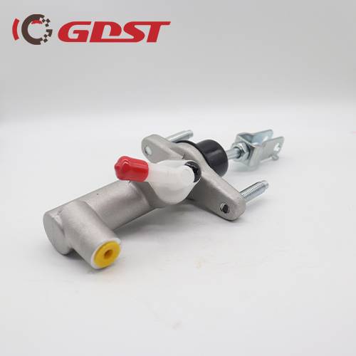GDST 31410-20040 31420-20010 Clutch Master Cylinder for Toyota CARINA
